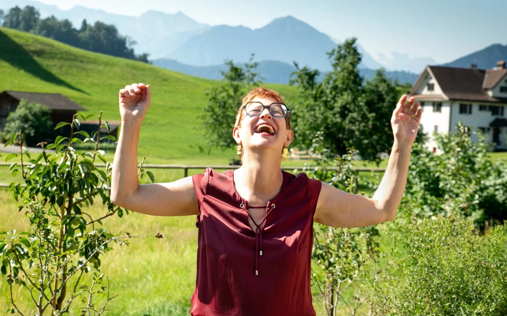Barbara Staufer in der Humor Oase Weggis. Stressbewältigung mit Humor.